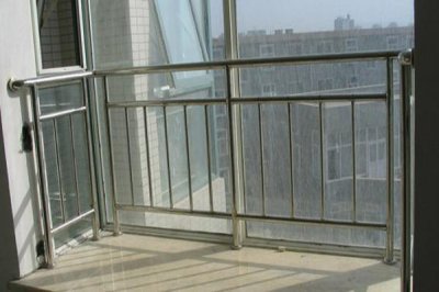 济南不锈钢厂家：铁艺楼梯的装修常识你知道吗?